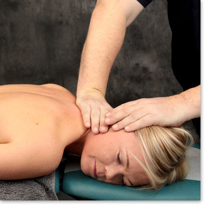 Osteopatiassa ylimenoalueen avaus